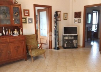 Four-room apartment Via Cavour, Piossasco - photo 6