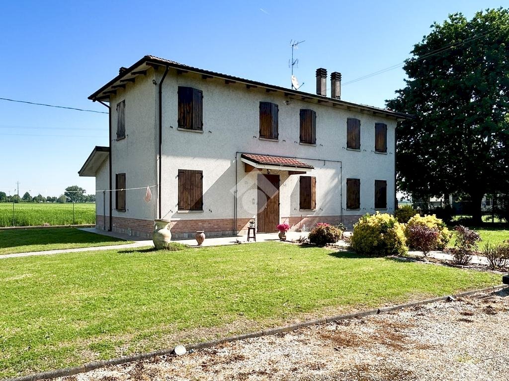 Independent house Via Tagliamenazzo, Molinella - photo 1