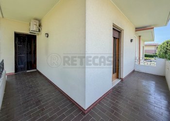 terrazzo - Villa a Schiera Via Carducci, Monticello Conte Otto - foto 22