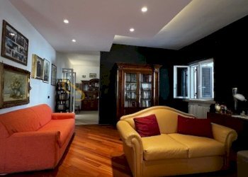 IMG_5498 - Villa Corso Alcide de Gasperi, Bari - foto 2