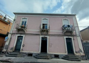 Prospetto esterno 3.jpg - Appartamento Via Vittorio Emanuele 72, Biancavilla - foto 3