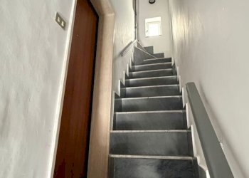 vano scala - Bilocale Via Bixio 210, Monopoli - foto 3