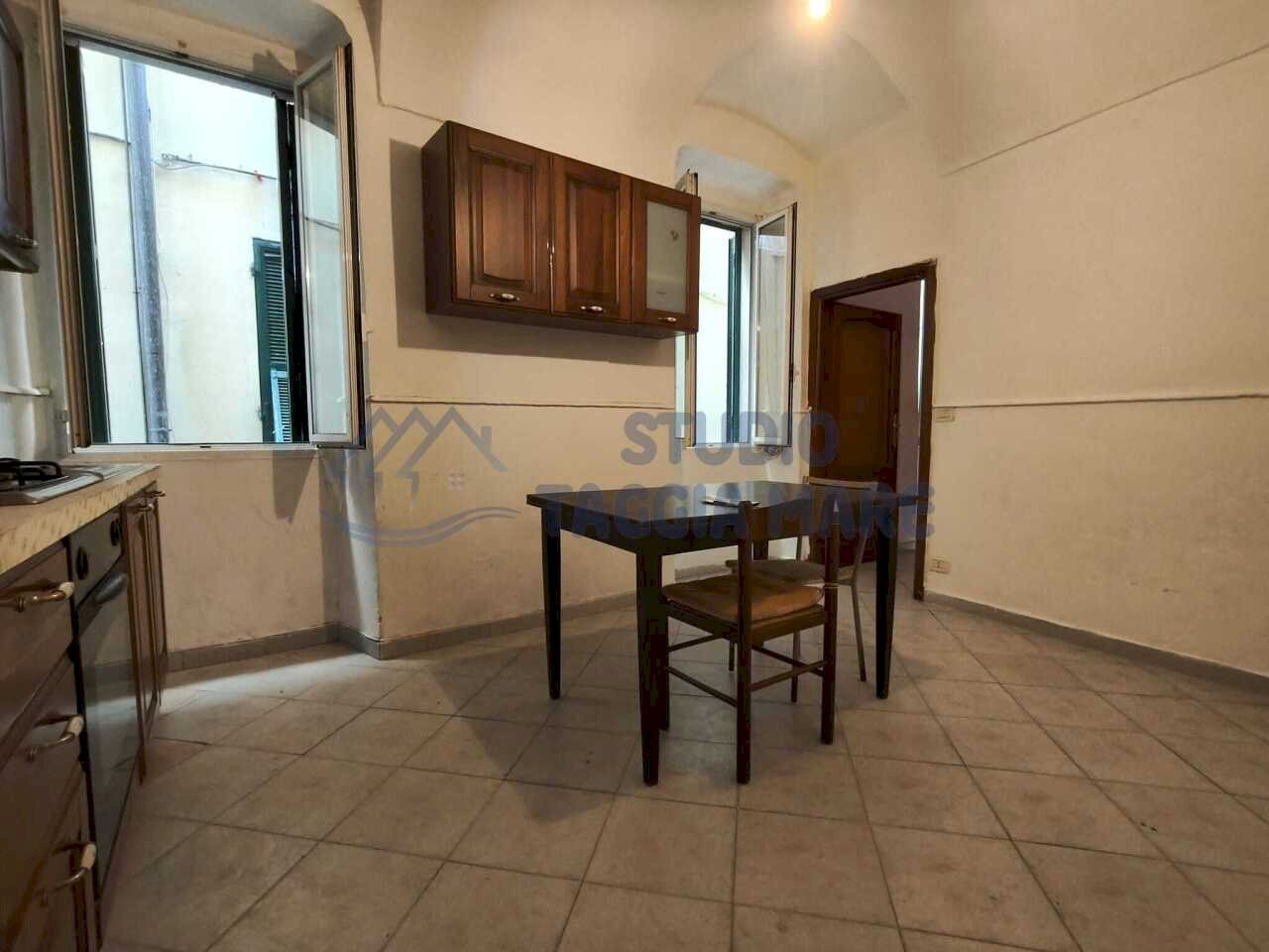 e6e39180-7ce7-430b-9d3c-b977b87f0f91 - Two-room apartment Via San Giuseppe, Bordighera - photo 2