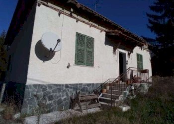 2 - Villa all'asta Località Pianfrecioso 5, Giusvalla - foto 1