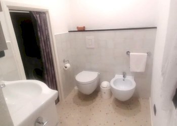 BAGNO - Appartamento Vico Salvaghi, Genova - foto 8