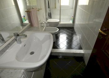 P1170458 - Apartment Via Nicolò Costa 17, Genova (neighborhood Staglieno) - photo 12