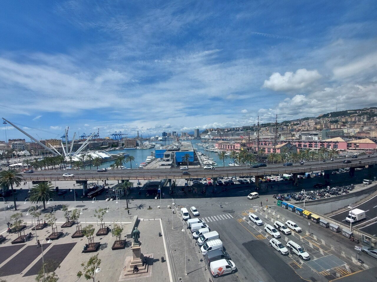 20260518_123636 - Office Via di Sottoripa, Genova (neighborhood Porto antico) - photo 1