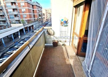 balcone_soggiorno - Appartamento VIA CIPRIANI, Bologna - foto 15
