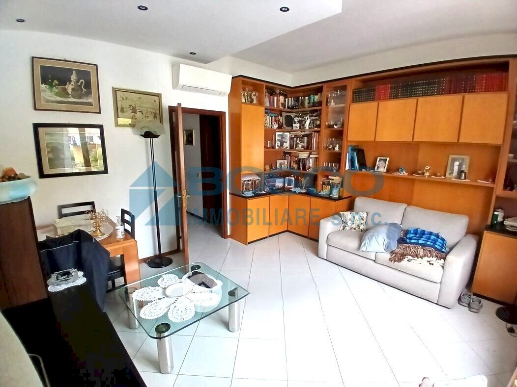 6 - Three-room apartment Via Monte Picchiara 14b, La Spezia - photo 1