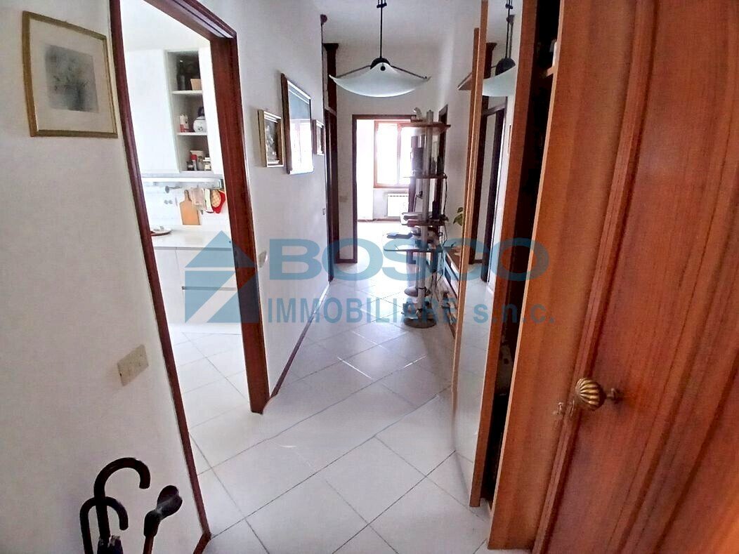 2 - Three-room apartment Via Monte Picchiara 14b, La Spezia - photo 2