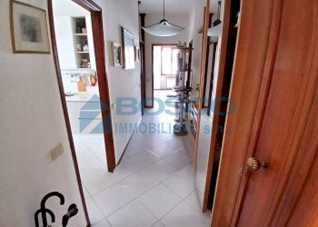 2 - Three-room apartment Via Monte Picchiara 14b, La Spezia - photo 2
