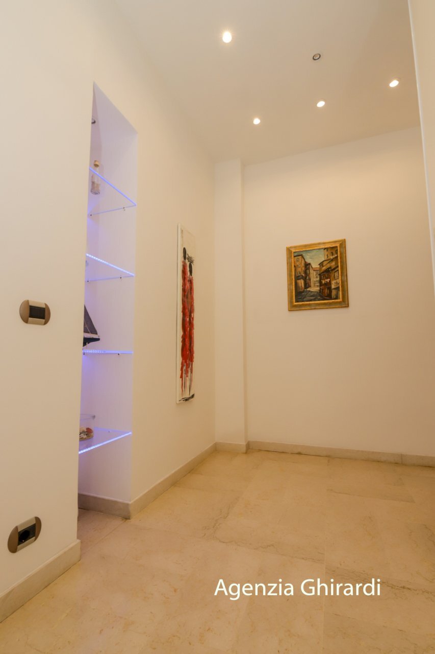 1.2 ingresso.jpg - Appartamento Via Briscata 28, Genova (zona Sestri Ponente) - foto 3