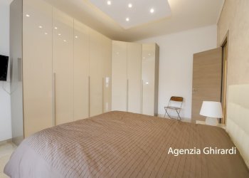 3.3 camera matrimoniale.jpg - Appartamento Via Briscata 28, Genova (zona Sestri Ponente) - foto 23
