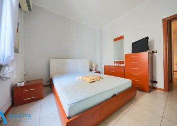 Stanza - Appartamento Via Diego Peluso 80, Taranto - foto 12