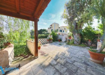 giardino - Villa Via Delfini 55, Taranto - photo 6