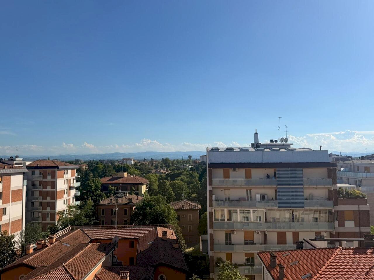 WhatsApp Image 2026-05-20 at 19.21.30 (1) - Three-room apartment Via Emilia Est 163, Modena - photo 3