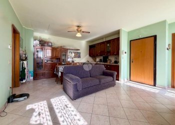 Two-room apartment Viale Roma, Novellara - photo 1
