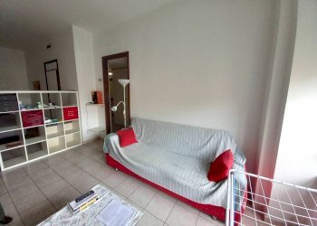 Bilocale Genova (zona Sampierdarena) - foto 3