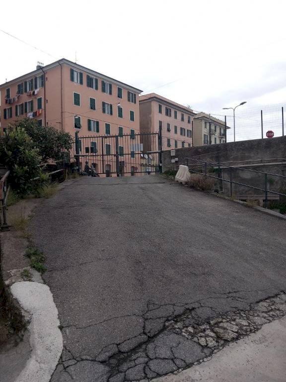 Capannone Genova (zona Cornigliano) - foto 1