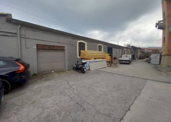 Capannone Genova (zona Cornigliano) - foto 4