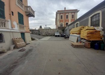 Capannone Genova (zona Cornigliano) - foto 5