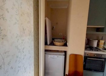 Three-room apartment Genova (neighborhood Cornigliano) - photo 8