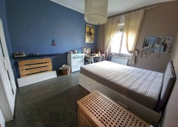 Three-room apartment Genova (neighborhood Cornigliano) - photo 12