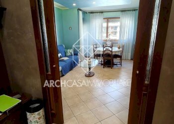 soggiorno - Four-room apartment Via San Giovanni Bosco, Cuneo (neighborhood Gramsci) - photo 12