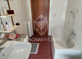 bagno - Four-room apartment Via San Giovanni Bosco, Cuneo (neighborhood Gramsci) - photo 23