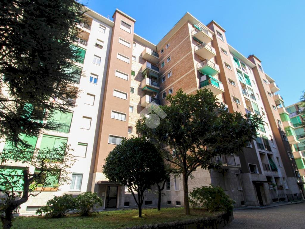 Appartamento Viale rapisardi, Milano (zona Bruzzano) - foto 1