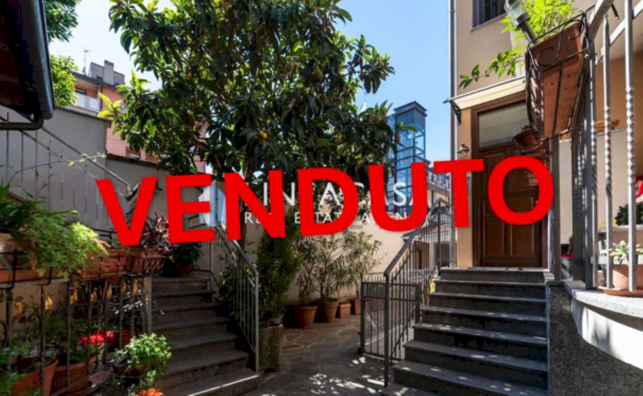 Two-room apartment via Rismondo 117, Milano (neighborhood Baggio) - photo 1