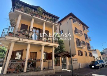 Two-room apartment via Rismondo 117, Milano (neighborhood Baggio) - photo 1