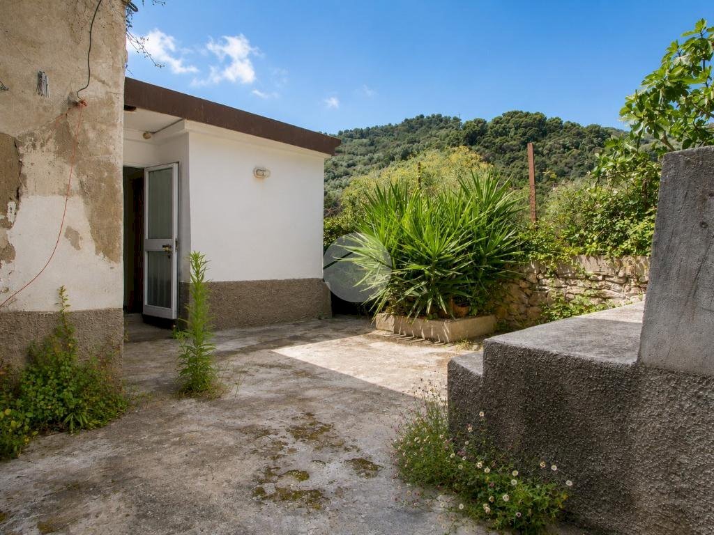 Semi-detached house Via Ernesto Ascheri, Imperia - photo 3