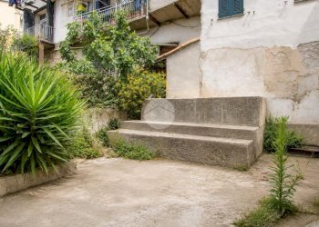 Semi-detached house Via Ernesto Ascheri, Imperia - photo 2