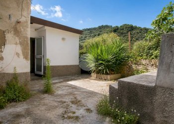 Semi-detached house Via Ernesto Ascheri, Imperia - photo 3