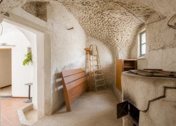 Semi-detached house Via Ernesto Ascheri, Imperia - photo 18