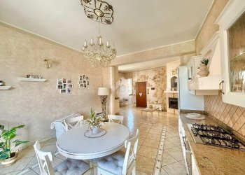 Villa Via Langhi, Novara - photo 6