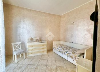 Villa Via Langhi, Novara - photo 7