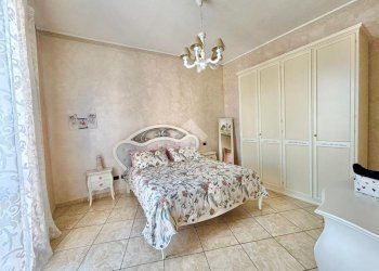 Villa Via Langhi, Novara - photo 17