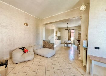 Villa Via Langhi, Novara - photo 18
