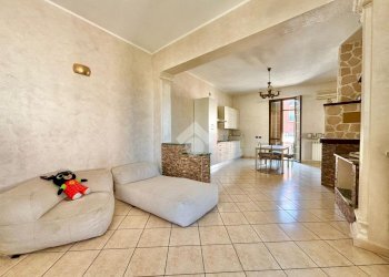 Villa Via Langhi, Novara - photo 20