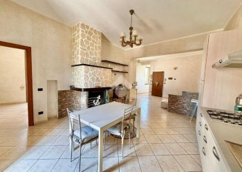 Villa Via Langhi, Novara - photo 21