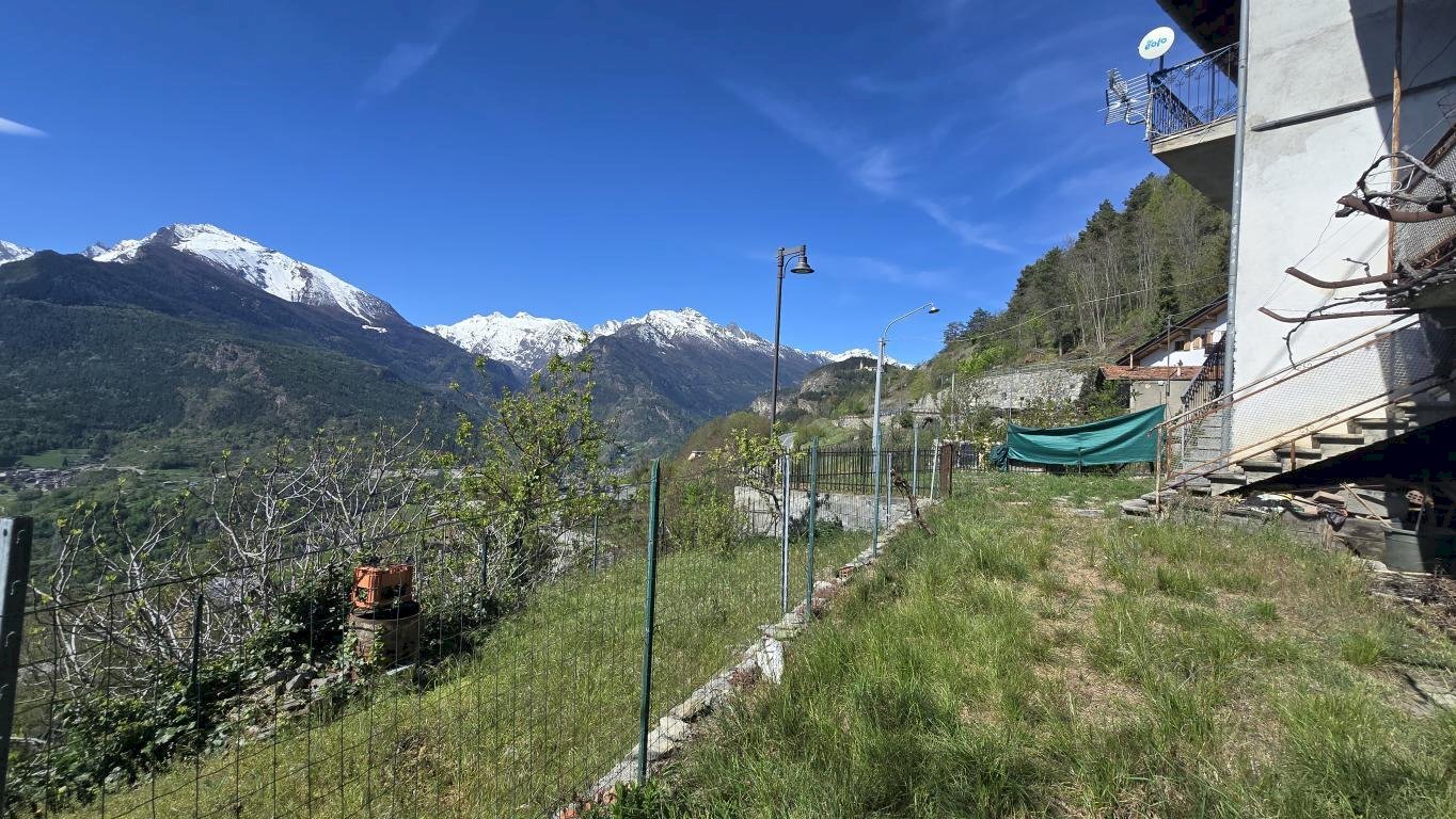 Independent house Frazione Gratillon, Saint-Nicolas - photo 3