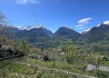 Independent house Frazione Gratillon, Saint-Nicolas - photo 2