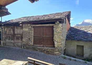 Independent house Frazione Gratillon, Saint-Nicolas - photo 9