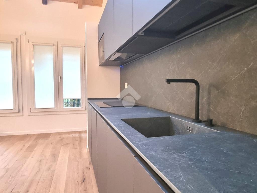 Two-room apartment Viale Antonio Silvani, Bologna (neighborhood Centro Storico) - photo 3