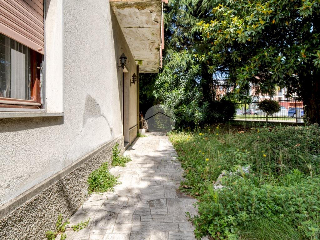 Villa Via Giacomo Matteotti, Gaggiano - photo 2