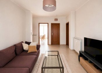 Four-room apartment Via Cavalier Luigi Bosca, Canelli - photo 1