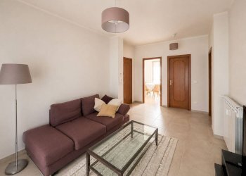 Four-room apartment Via Cavalier Luigi Bosca, Canelli - photo 6