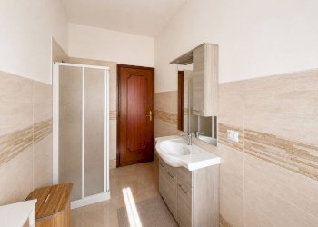 Four-room apartment Via Cavalier Luigi Bosca, Canelli - photo 13